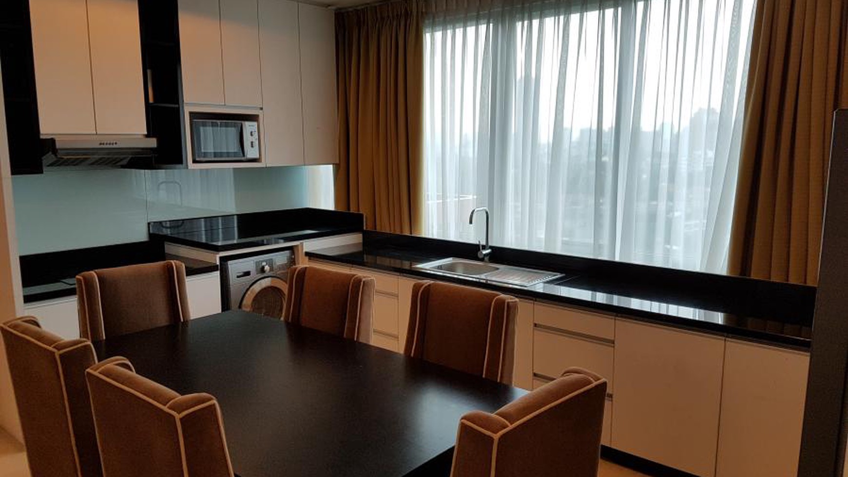 Executive Apartment in the prime area of Kemang