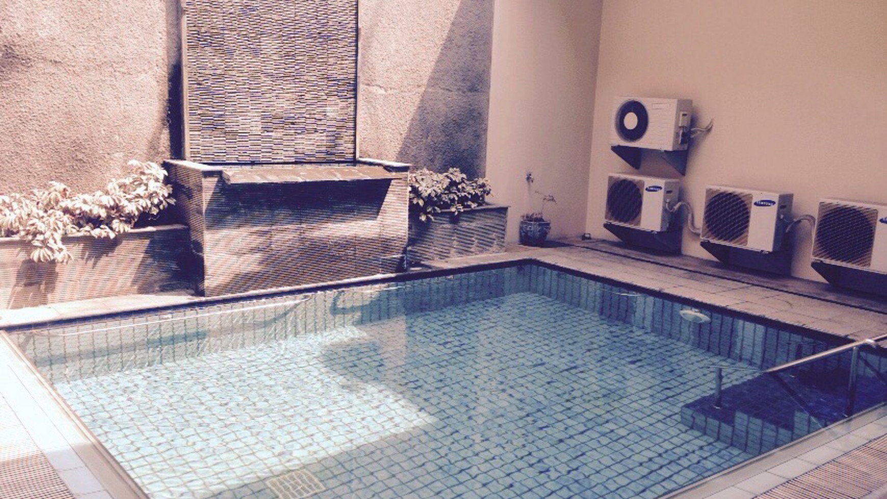 Rumah Sewa cukup Aman dan Nyaman Area Blok M Kebayoran Baru