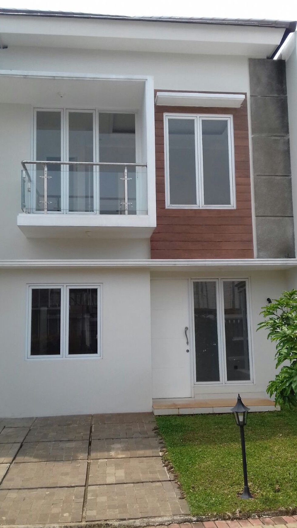 Rumah  Full Furnish,Band New  di Bintaro Jaya Sektor 9