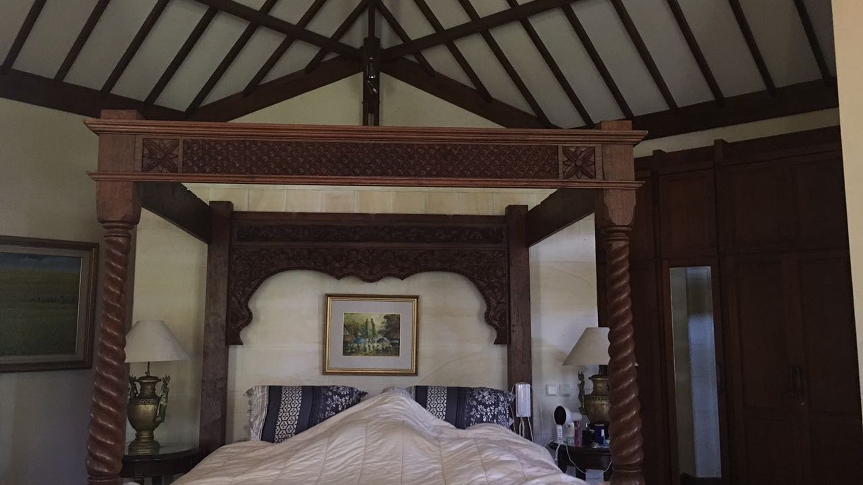 Villa Dengan Halaman Yang Luas @VILLA PURI CINTA Cipayung, Gadog