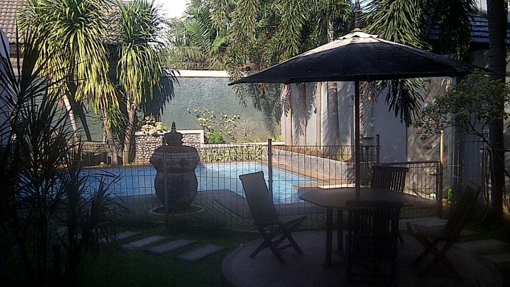 beautiful house in the prime area of Kebayoran