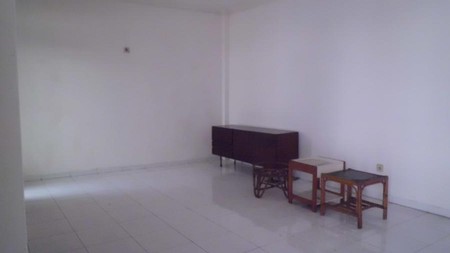 beautiful house in the prime area of Kebayoran