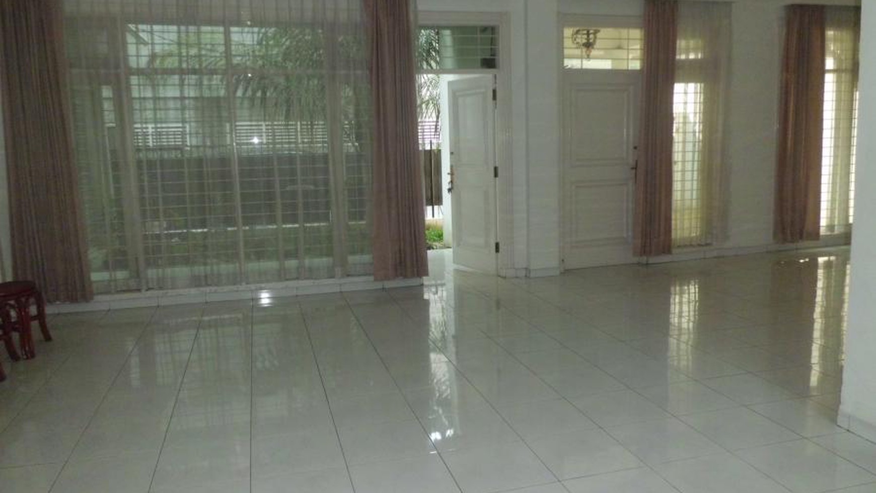 beautiful house in the prime area of Kebayoran