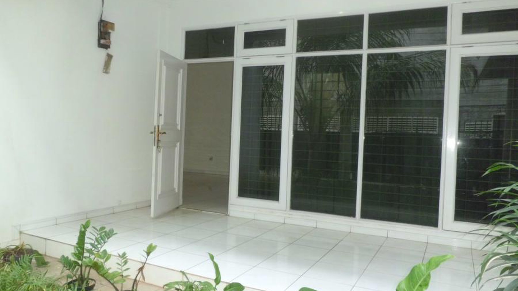 beautiful house in the prime area of Kebayoran