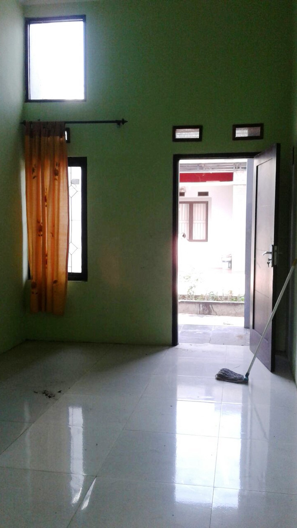 Rumah Dijual  lokasi strategis, bagus, nyaman dan aman daerah Ciputat-Tangsel