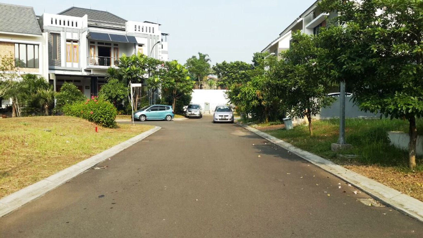 Kavling siap bangun, Lokasi Oke,good price di Graha Raya !!!