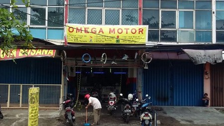 Rumah Toko 3 1/2 lantai cocok untuk usaha di Pondok Gede Bekasi