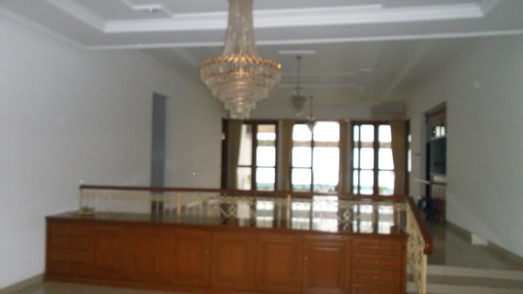 beautiful house in the prime area of Kemang