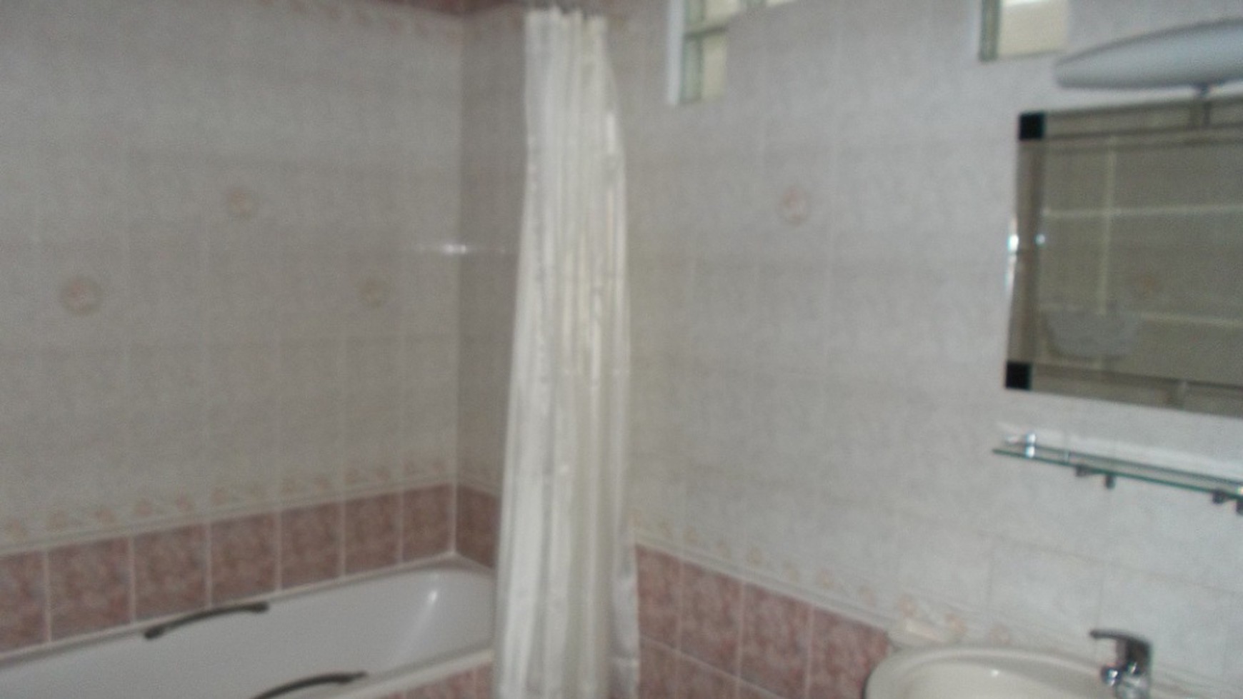 beautiful house in the prime area of Kemang