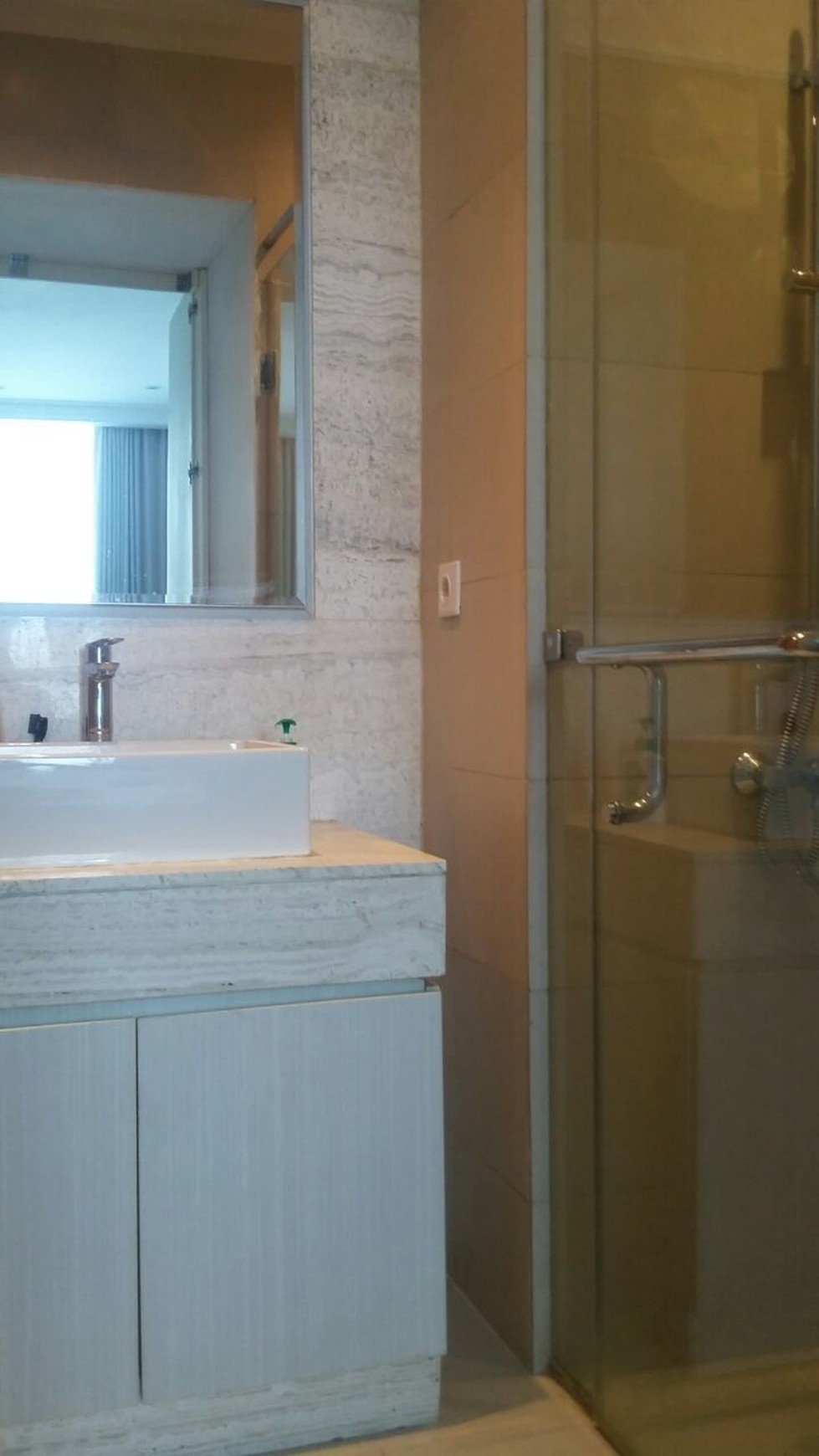 Apartemen cantik,rapi lokasi trategis di Senopati