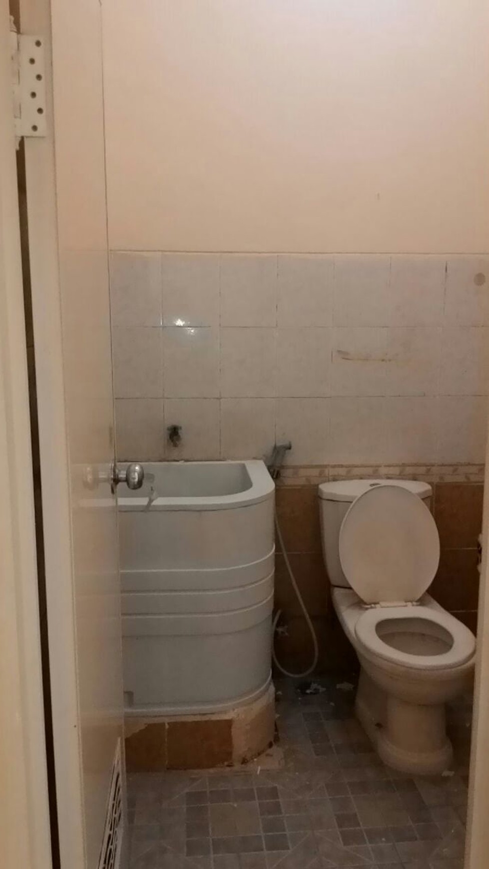 Rumah Graha Fedora ,Bintaro siap huni,murah
