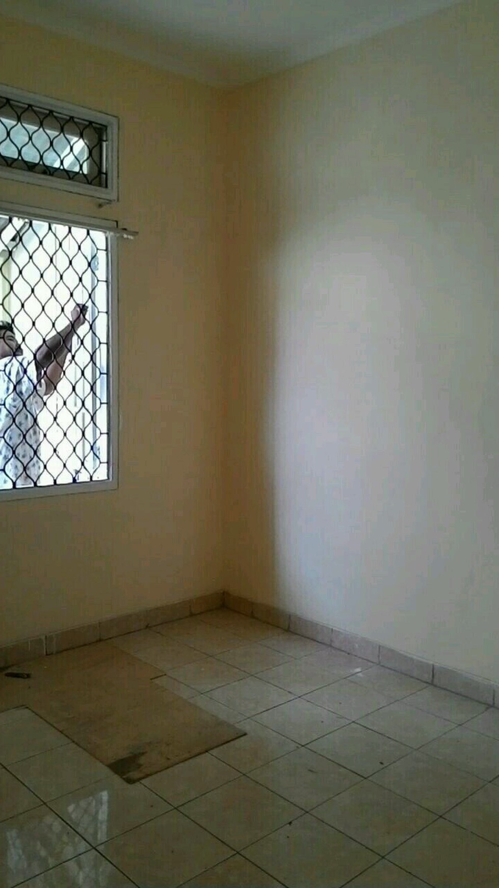 Rumah Graha Fedora ,Bintaro siap huni,murah