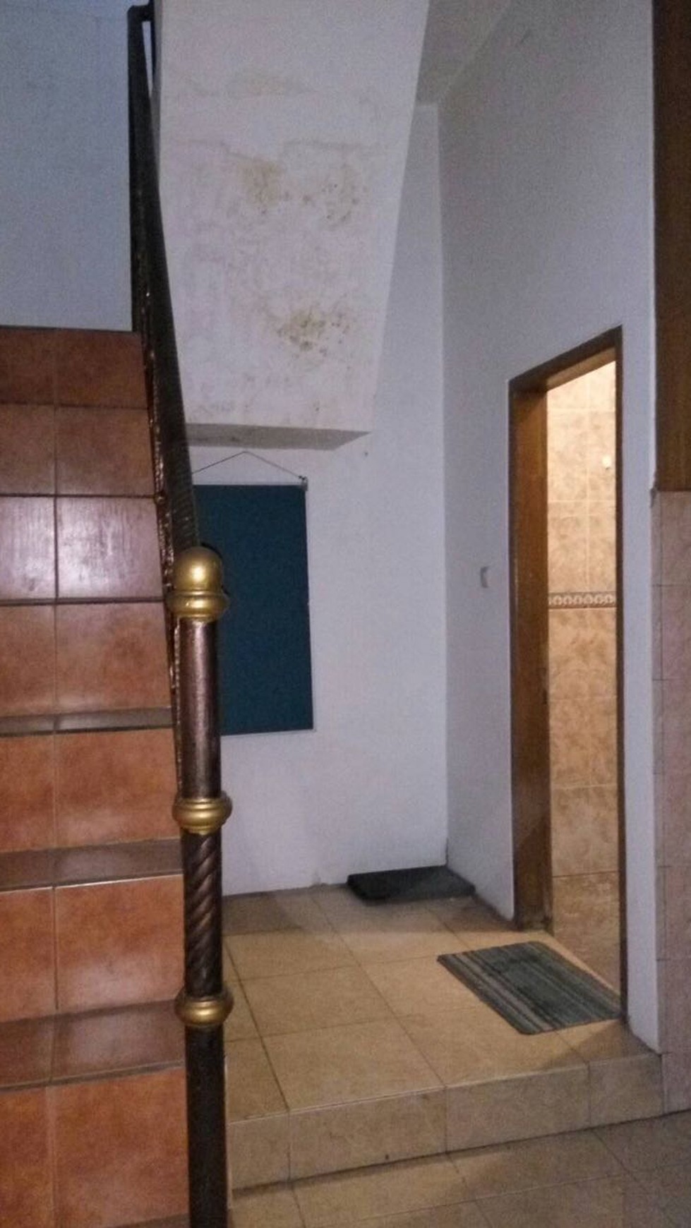 Beautiful and comfort house at Kemang, South Jakarta, a great place for a family to stay, is ready to rent