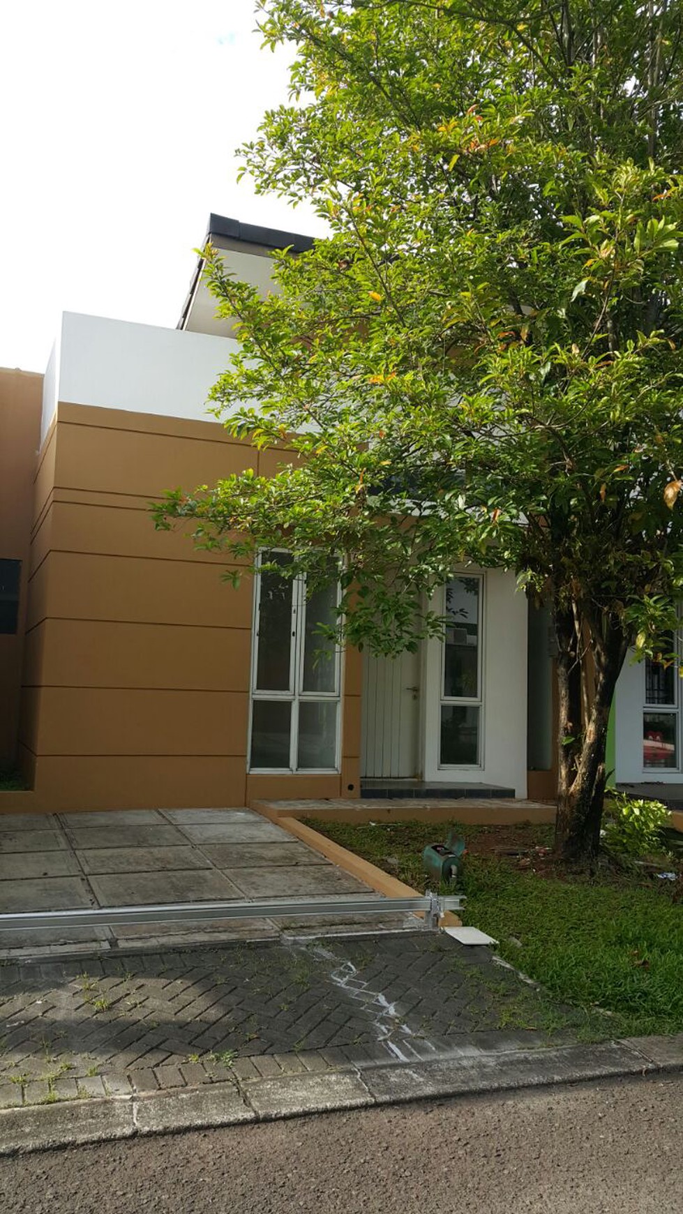 SIAP Huni, Baru selesai Renov di ICON BSD..5mnt dari AEON Mall