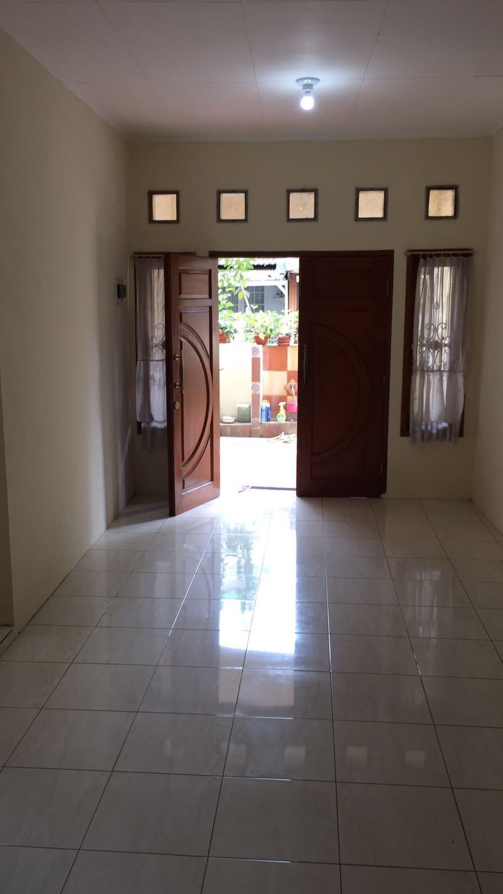 Rumah siap huni di sektor 5 Bintaro Jaya