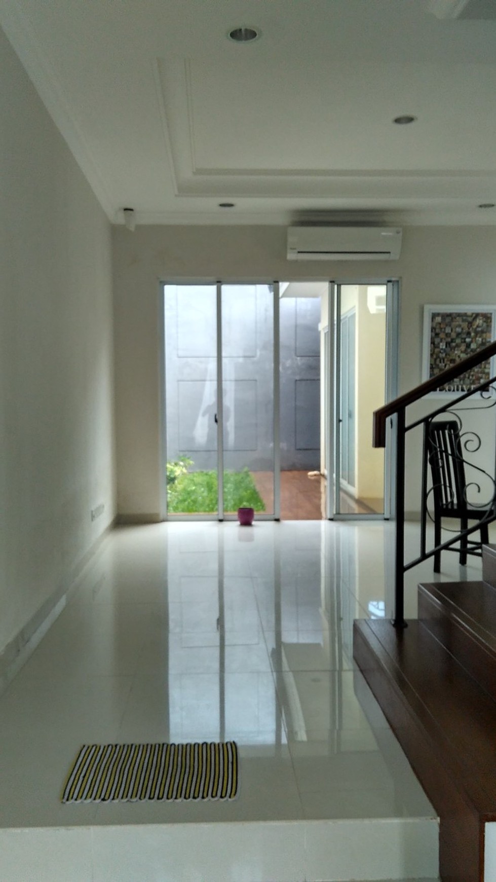 Disewakan Rumah Semi Furnished Kitchen Set di Greenwhich BSD