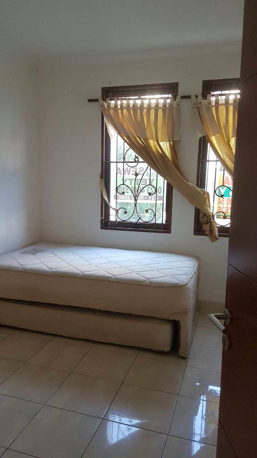 Rumah siap huni di The Green