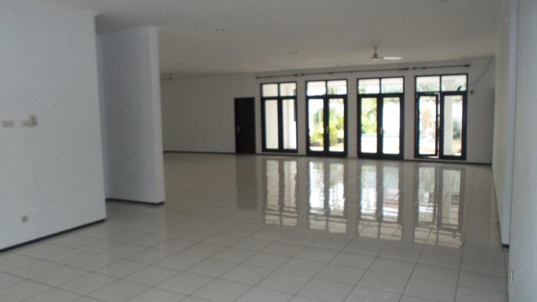 beautiful house in the prime area of Menteng