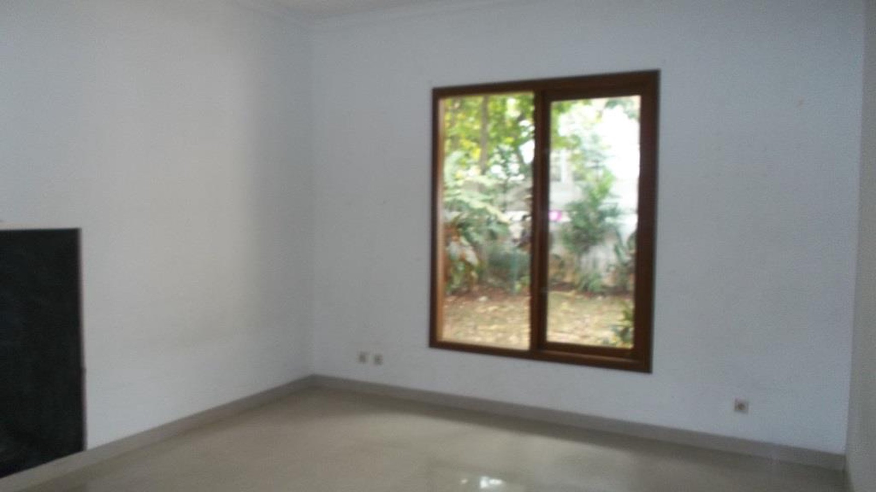 beautiful house in the prime area of Menteng