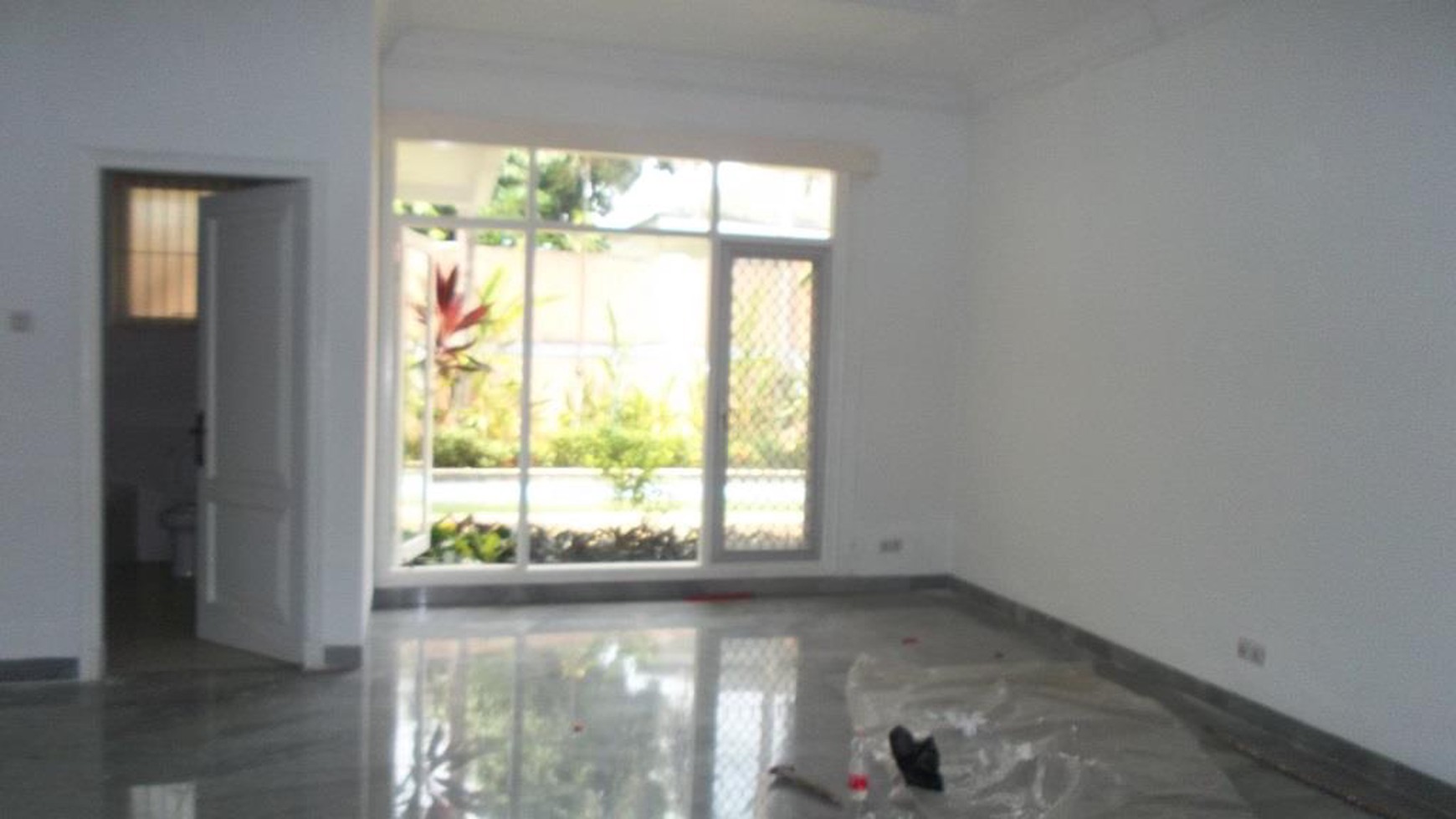 beautiful house in the prime area of Menteng