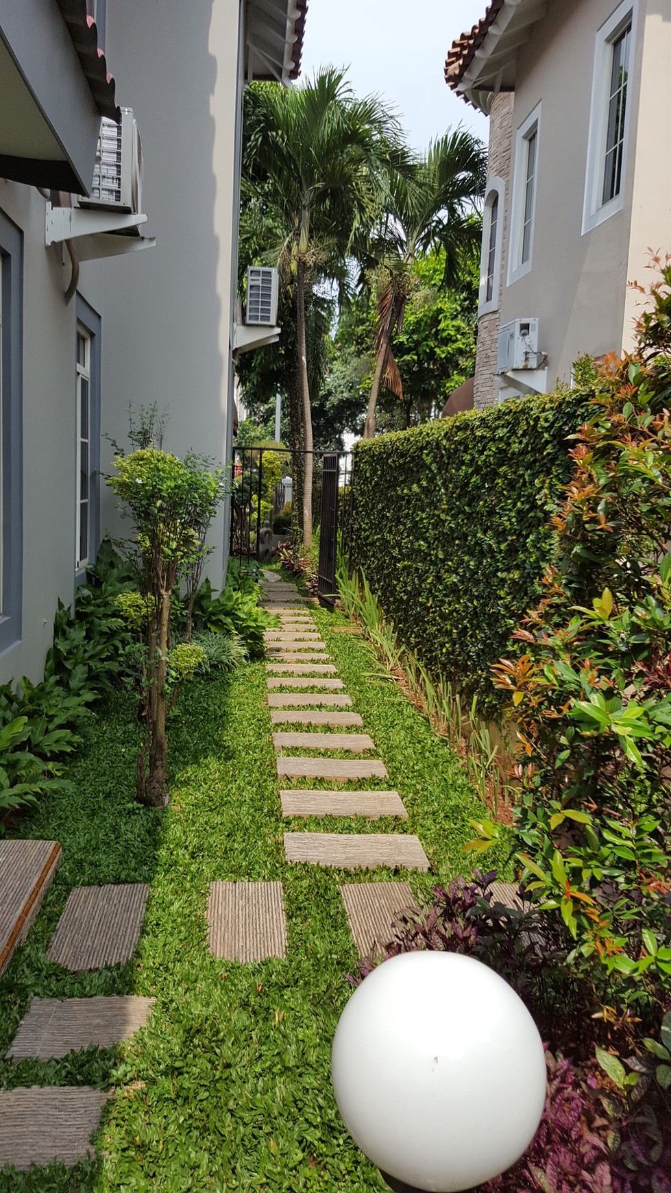 Dijual Rumah di Halmahera - Lippo Karawaci