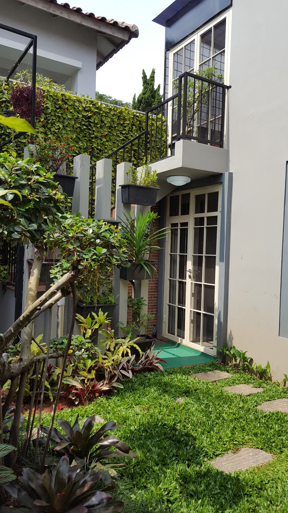 Dijual Rumah di Halmahera - Lippo Karawaci