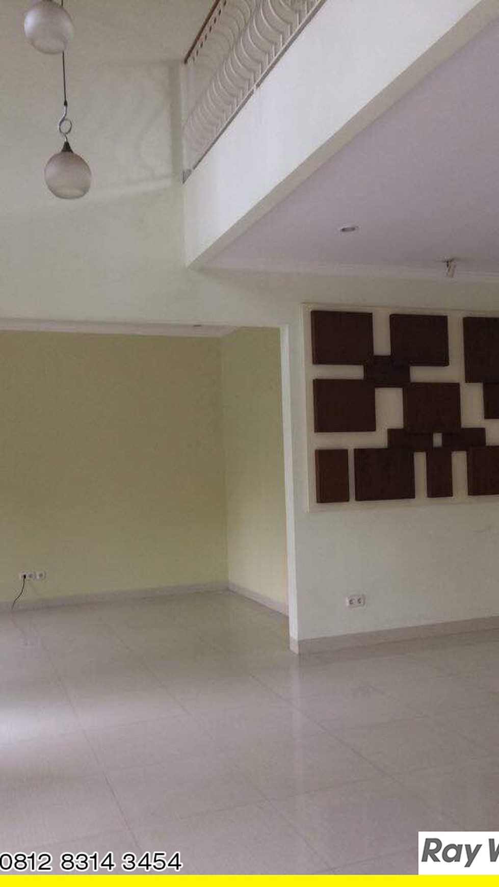 Dijual Rumah Megah di Jl. Haji Montong, Ciganjur - Semi Furnished