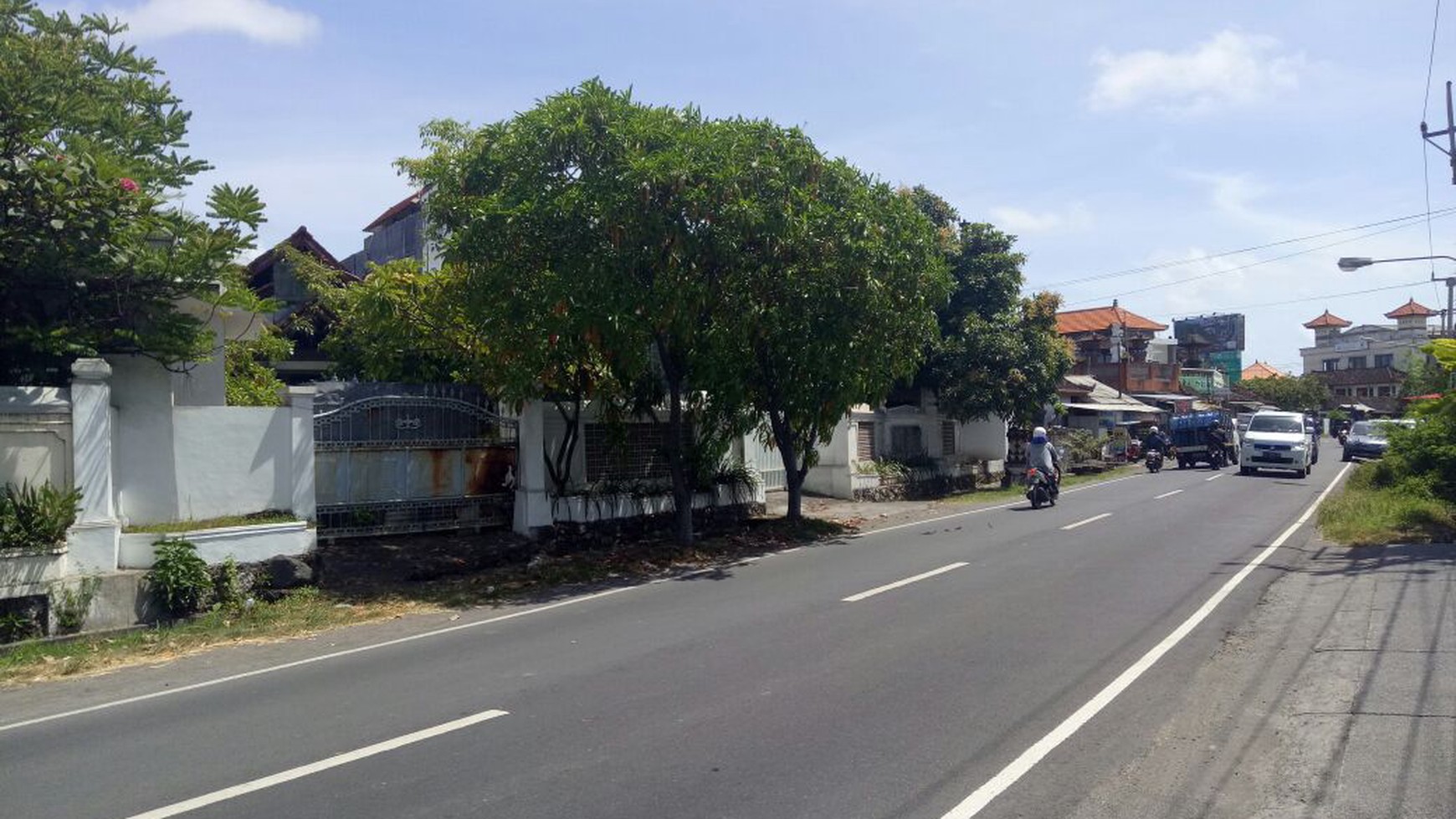 Rumah halaman luas di Kuta Bali