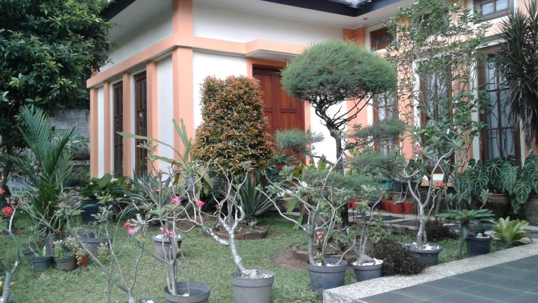 Dijual rumah bagus, siap huni di daerah menteng utama bintaro, tangsel.