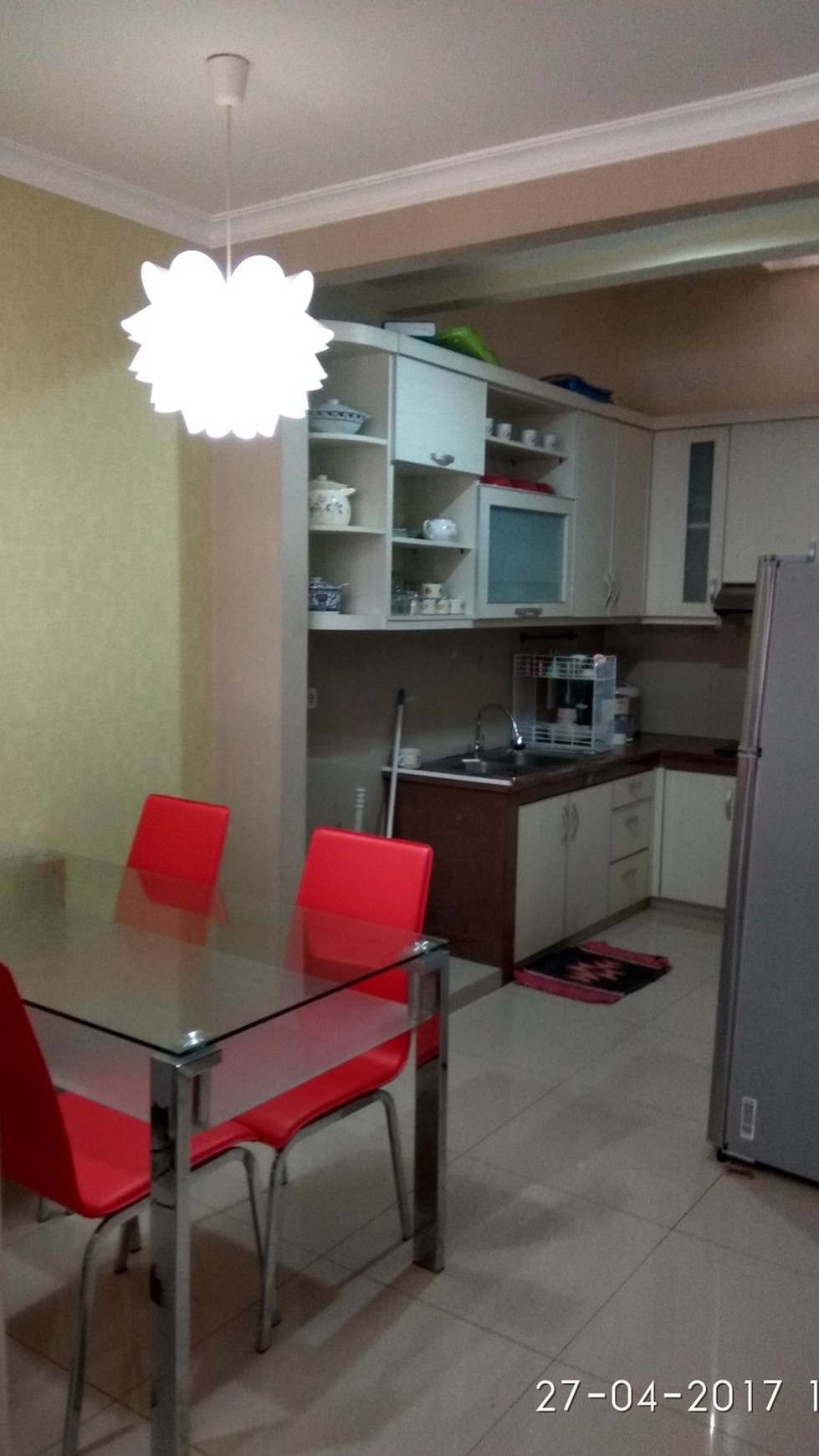 Dijual / Disewakan Townhouse Taman Paris Lantai Dasar Kondisi Bagus - Lippo Karawaci