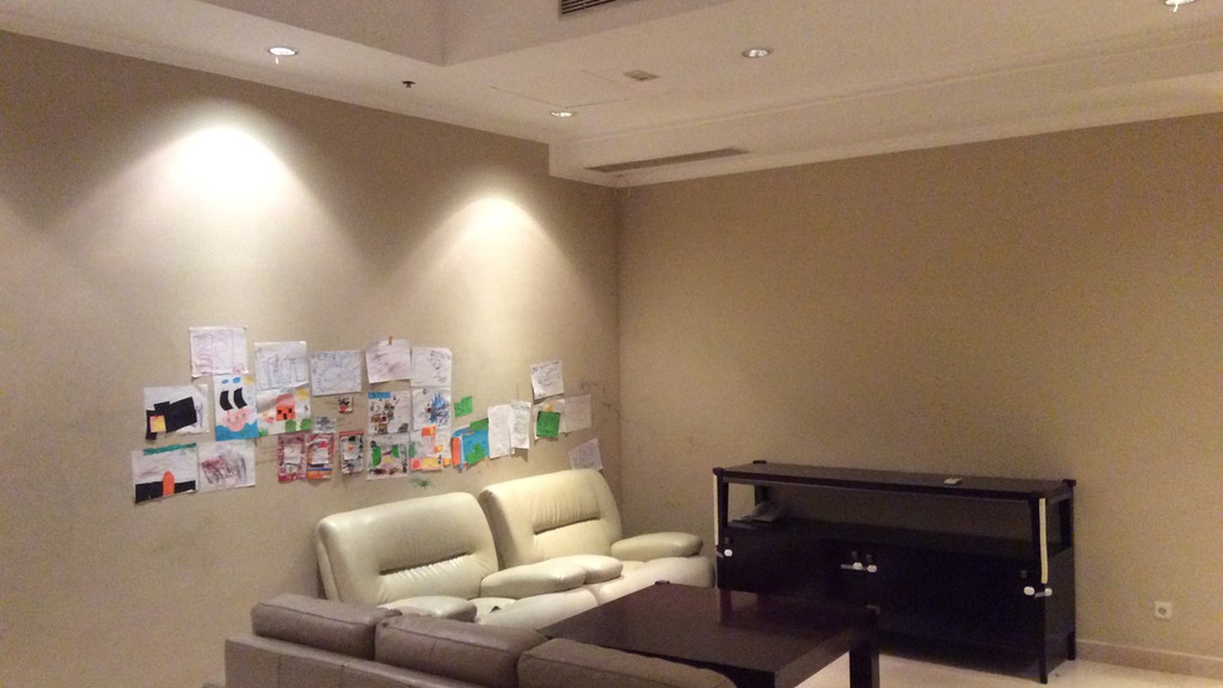 VERY INTERESTING PRICE !!! ... VERY STRATEGIC LOCATION, VERY EXCLUSIVE & VERY PRIVATE IN THE HEART OF SUDIRMAN... !!!