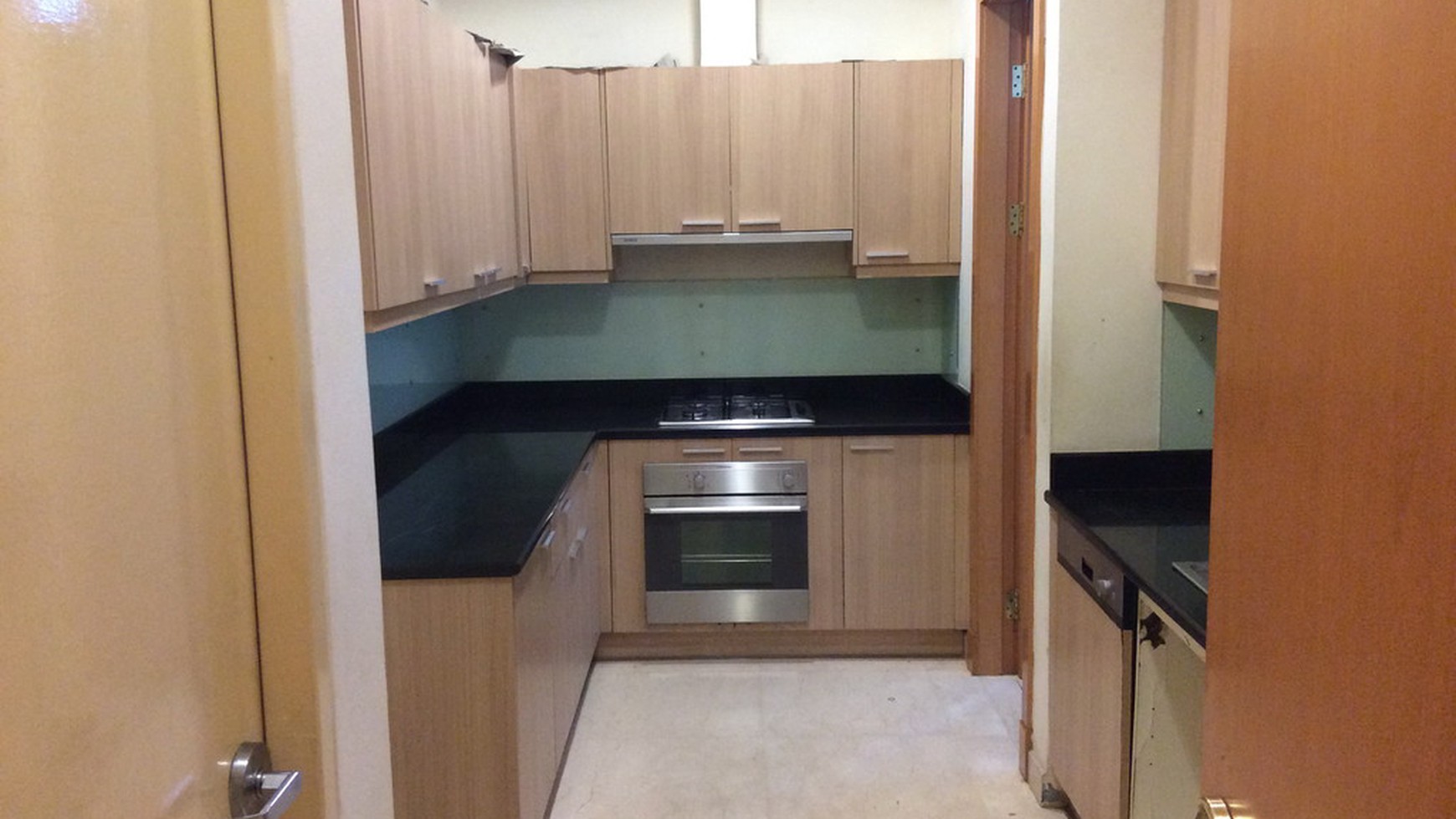 VERY INTERESTING PRICE !!! ... VERY STRATEGIC LOCATION, VERY EXCLUSIVE & VERY PRIVATE IN THE HEART OF SUDIRMAN... !!!