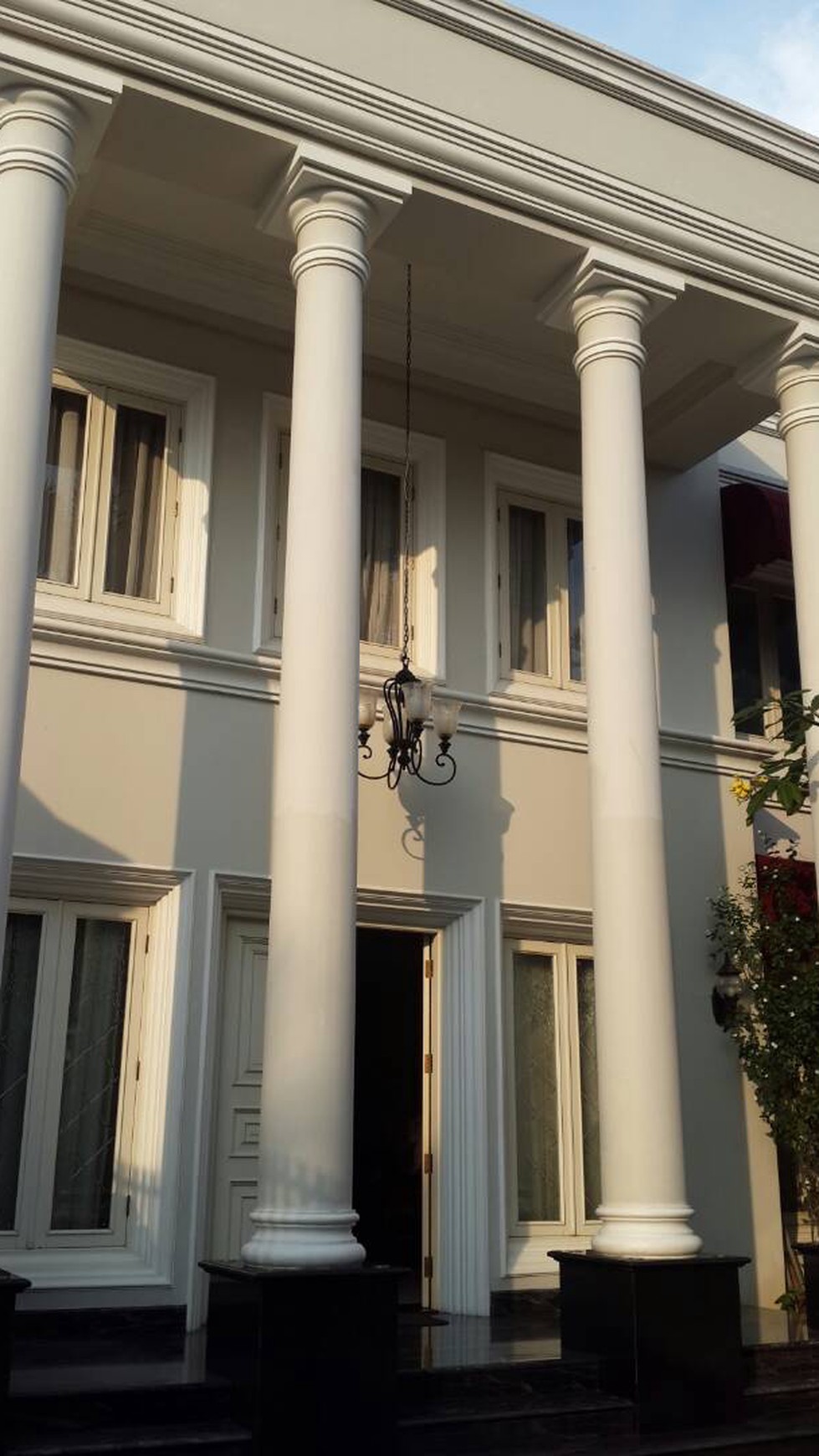 Disewakan Rumah Di Bukit Hijau