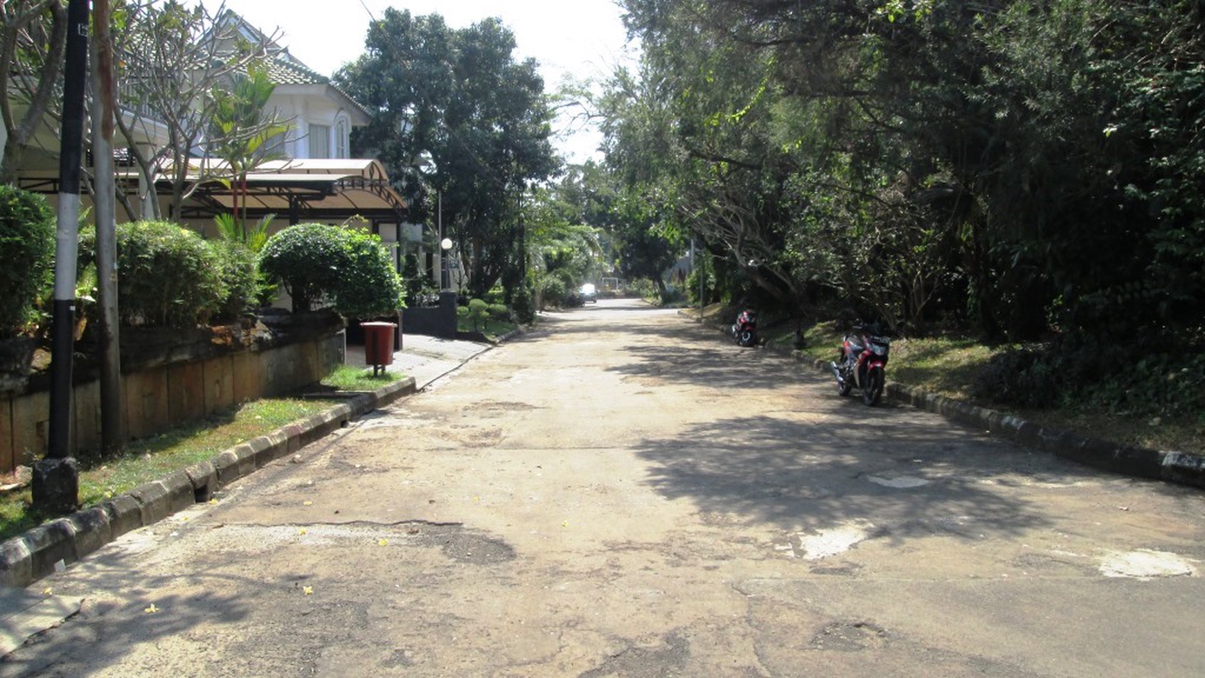 TURUN HARGA!!! Dijual Rumah Bagus Di Cikini, Bintaro Sektor 7