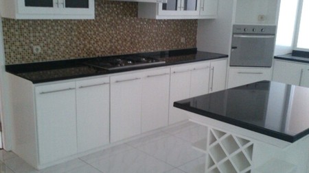 luxury townhouse at puri sakti