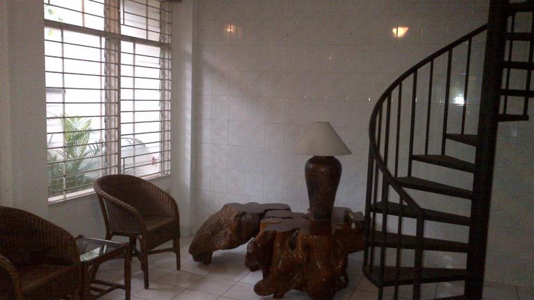 Nice House At Small Compound  Kemang, Jakarta Selatan