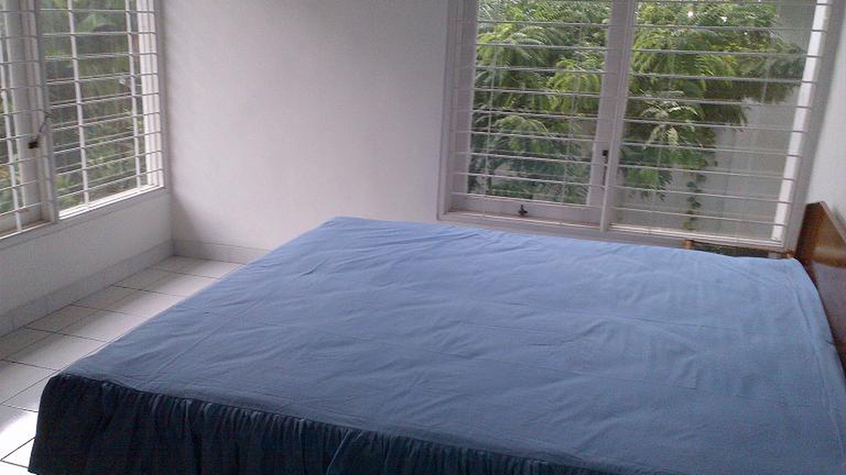 Nice House At Small Compound  Kemang, Jakarta Selatan