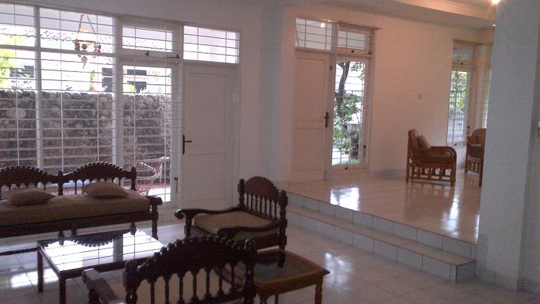 Nice House At Small Compound  Kemang, Jakarta Selatan