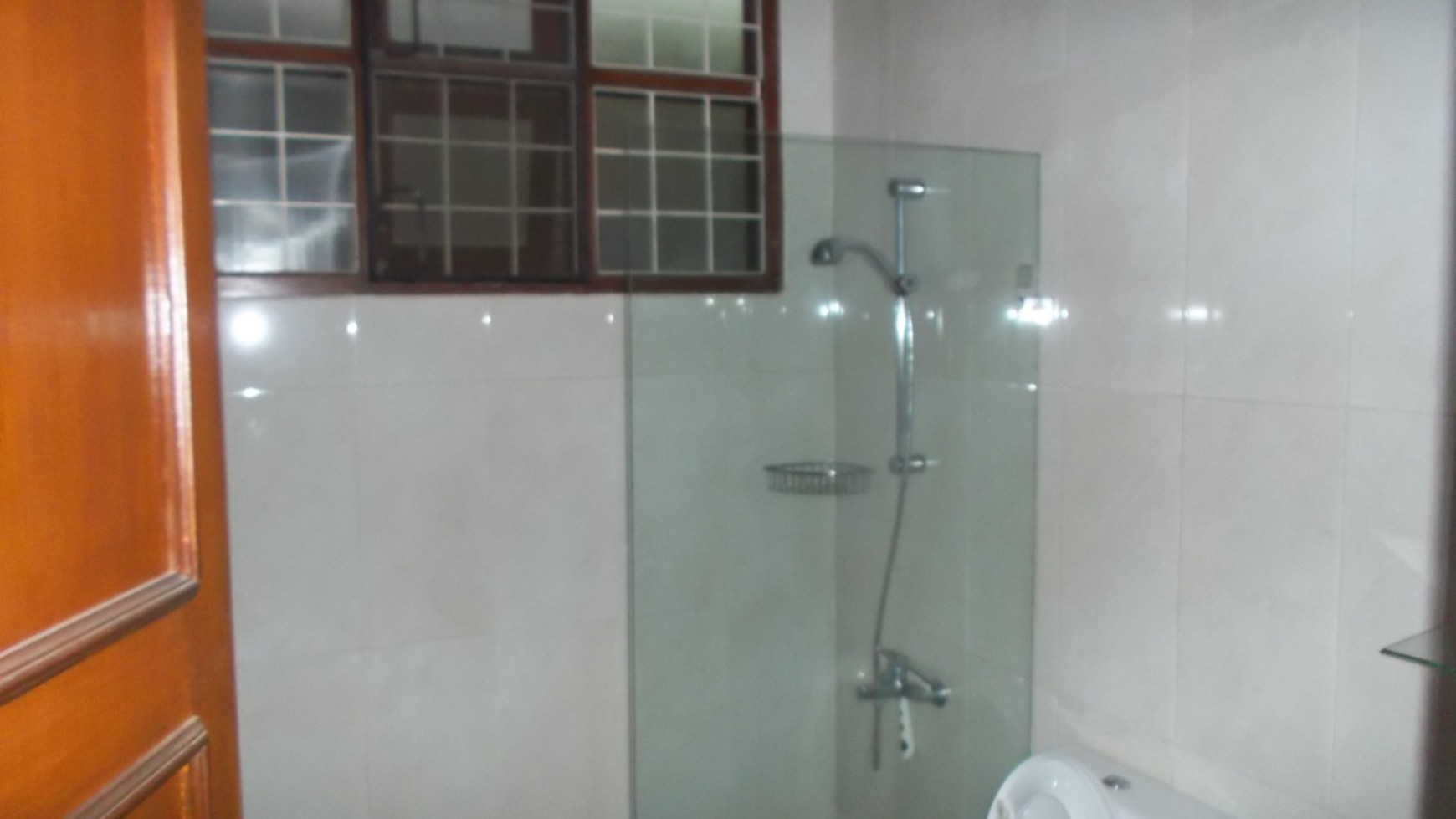 beautiful house in the prime area of Kemang