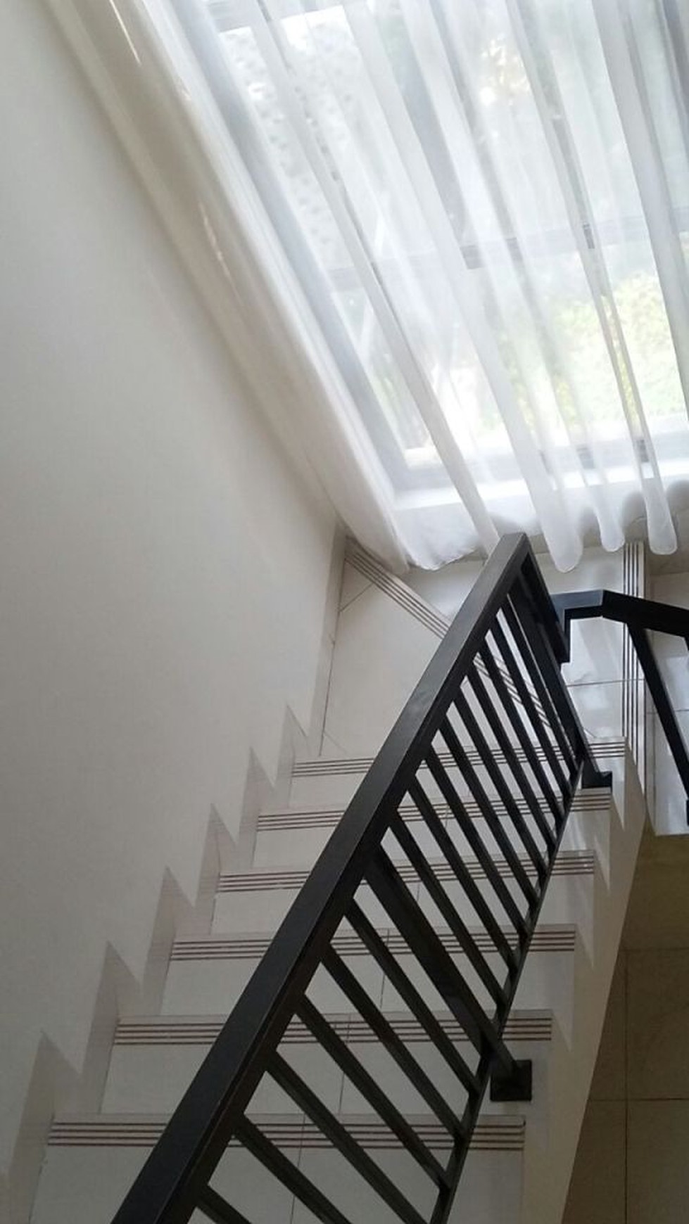 Rumah Siap Huni di Sektor 9,berada dalam cluster baru