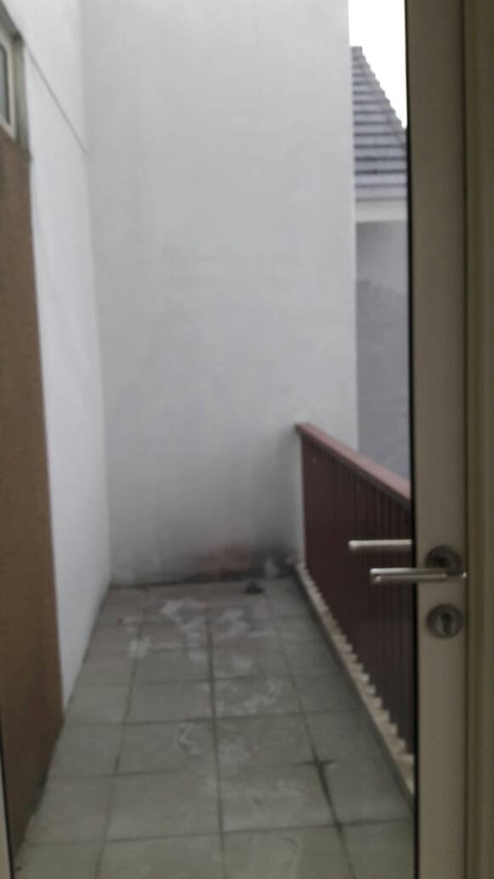 Rumah Minimalis Dalam Cluster Di BSD