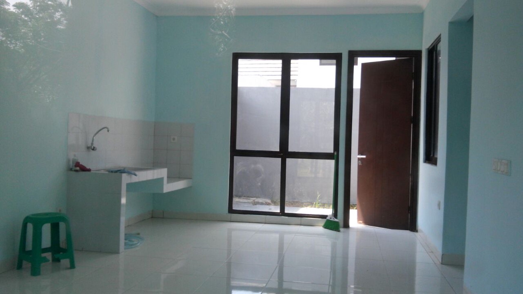 Rumah siap huni di Caspia