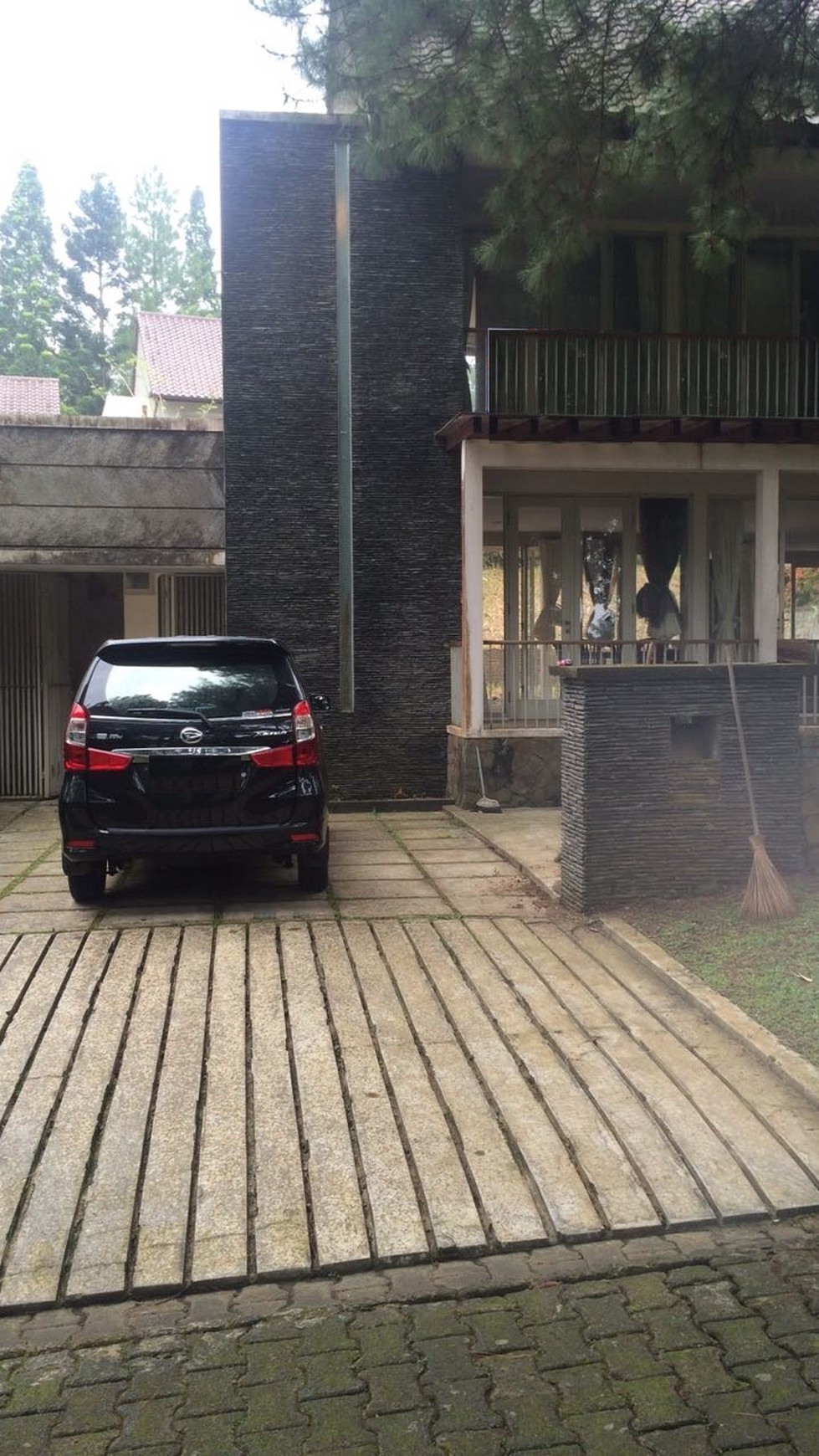 Rumah dalam cluster di Bogor