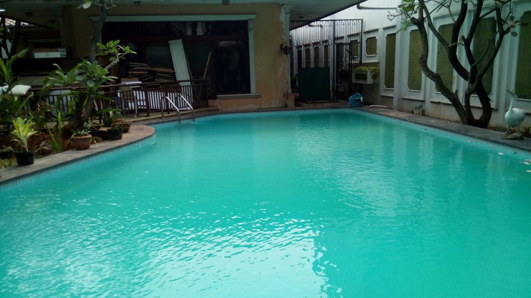 beautiful house in the prime area of Lebak Bulus