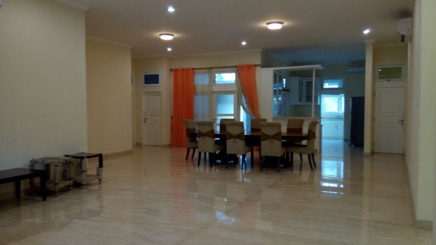 beautiful house in the prime area of Lebak Bulus