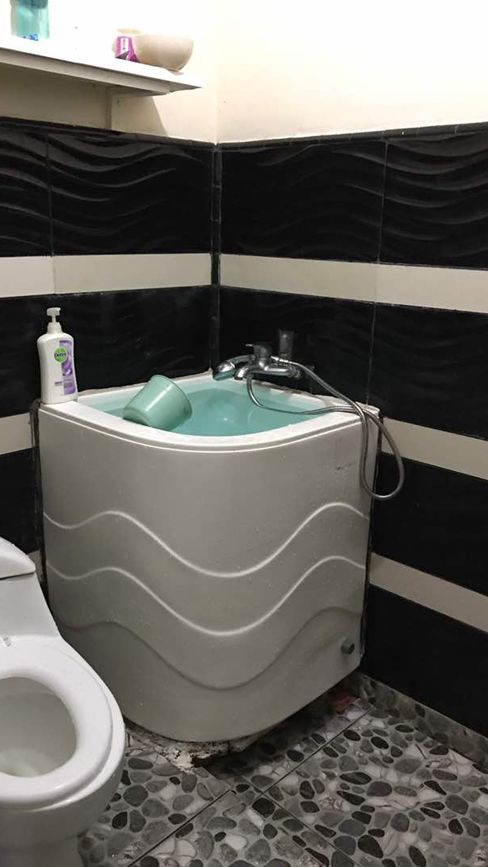 Dijual Rumah di Villa Melati Mas Jl. Flamboyan - Serpong