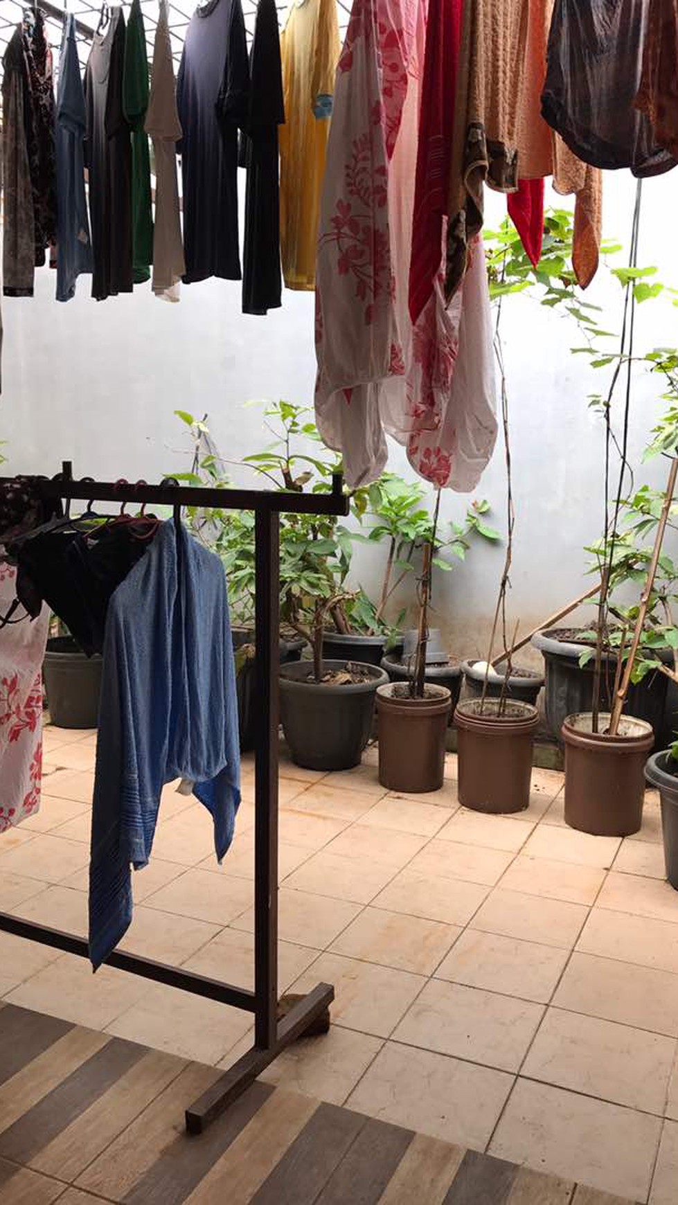 Dijual Rumah di Villa Melati Mas Jl. Flamboyan - Serpong