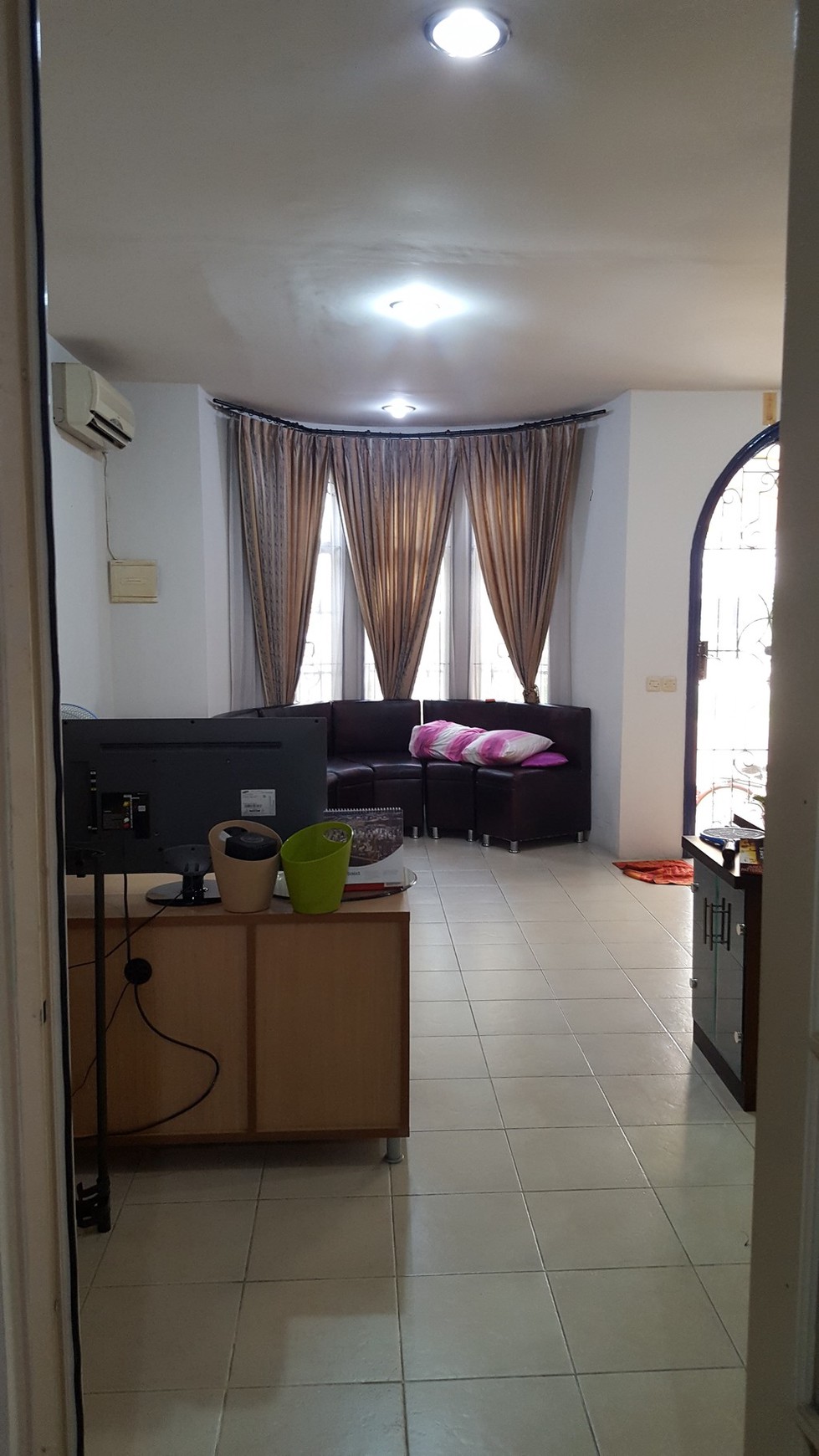 Dijual Rumah di Taman Britania - Lippo Karawaci