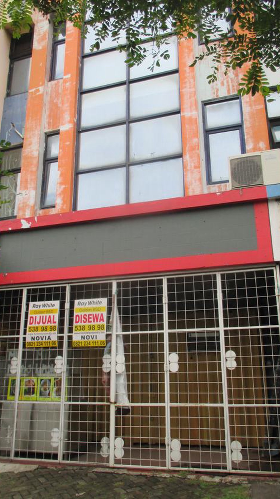 Dijual Ruko Gading Serpong Blok AJ, Lokasi Boulevard, Strategis, Pinggir Jalan Besar, dilalui transportasi, cocok untuk usaha.siap pakai