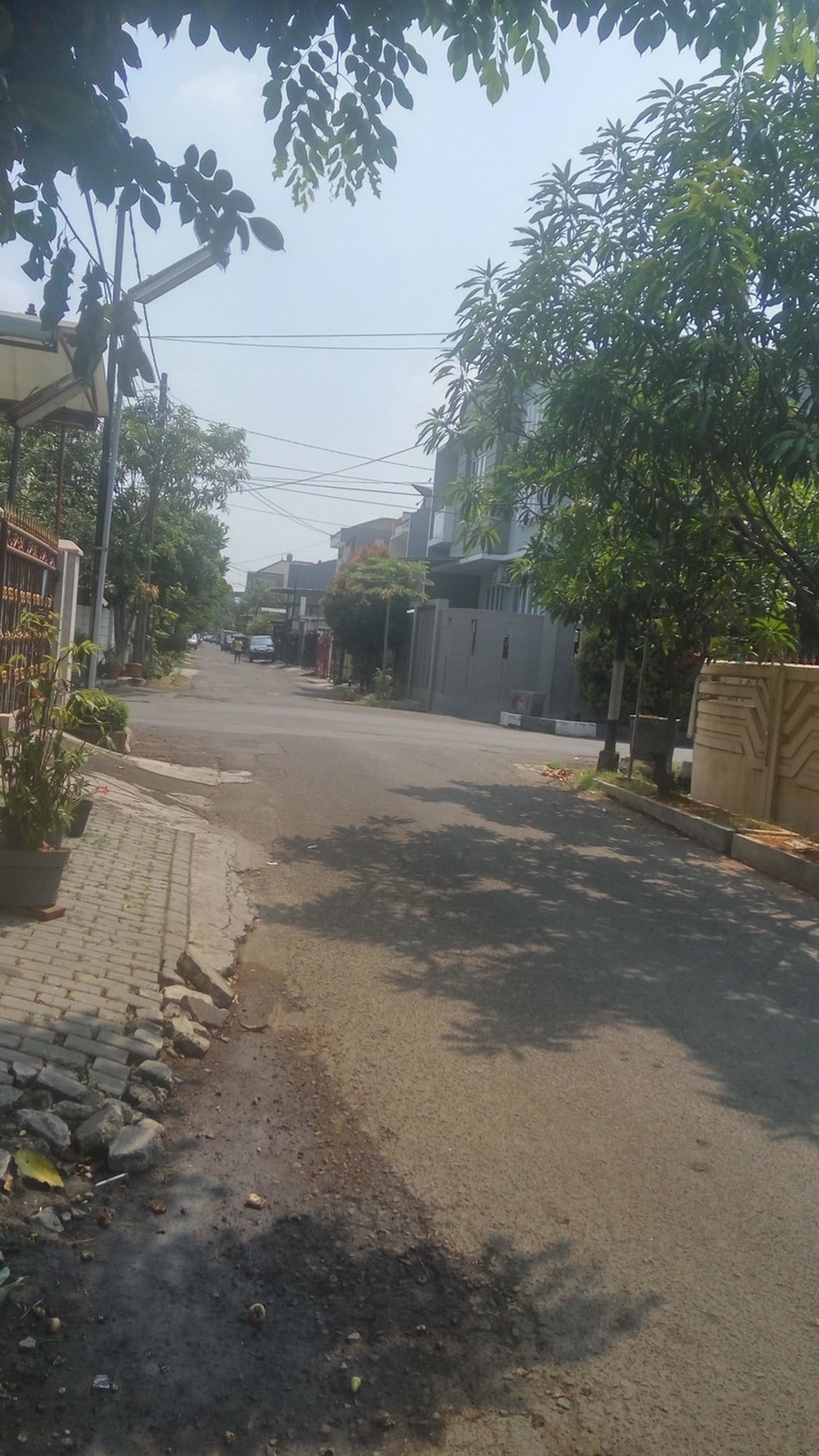 Rumah 1 lantai hoek standart ,Hitung Tanah, harga nego di Kelapa Gading